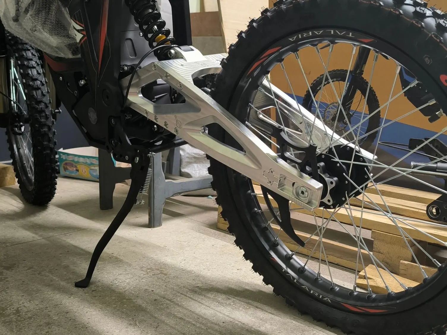 Extended swing-arm - Image 3